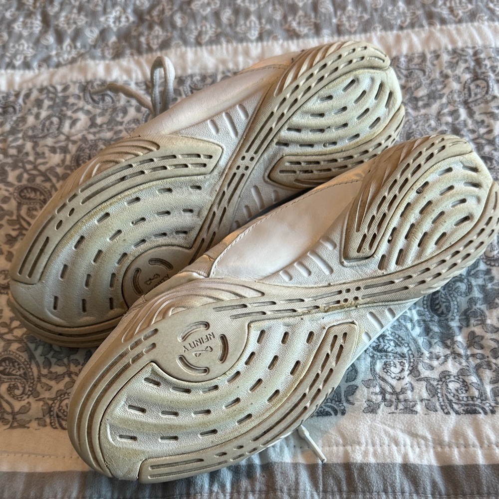 Nfinity Cheer Shoes - Picture 4 of 4
